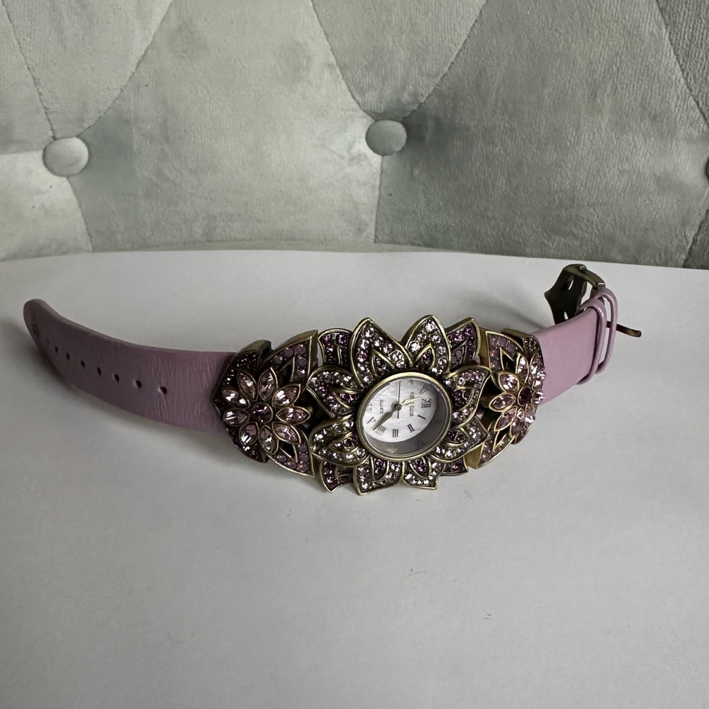 Heidi Daus Bracelet Watch Floral Watch w Leather Strap with Swarovski Crystals - Picture 4 of 10